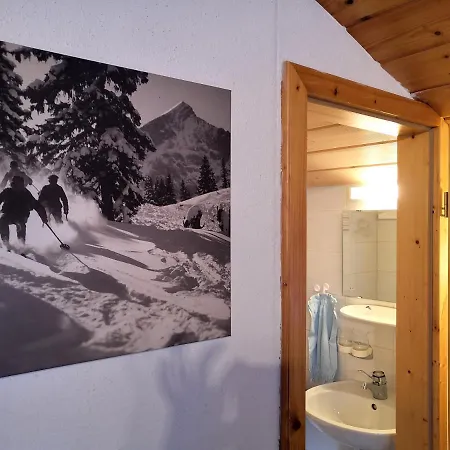 Erika * 加爾米施-帕滕基興